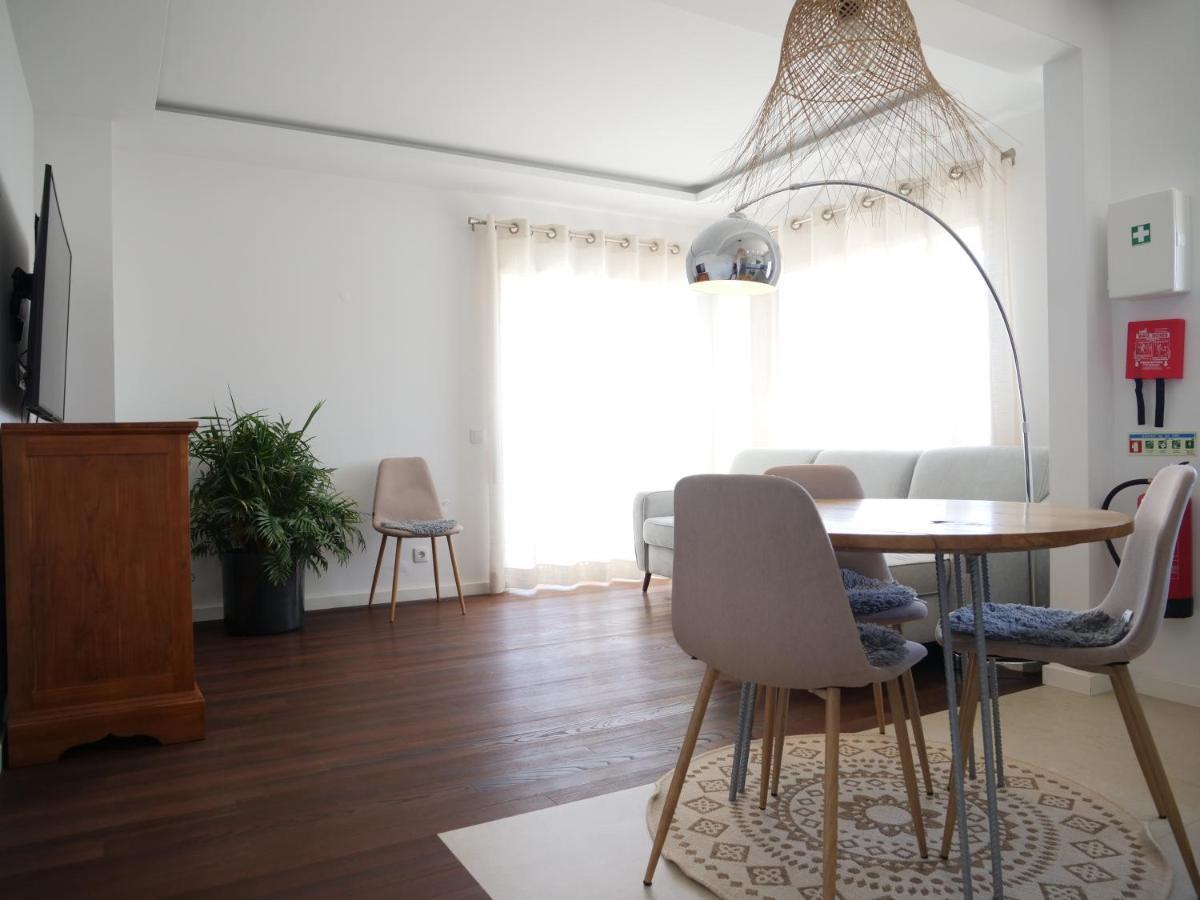 Cozy Apartment With Sea View Over Meia Praia 拉哥斯 外观 照片